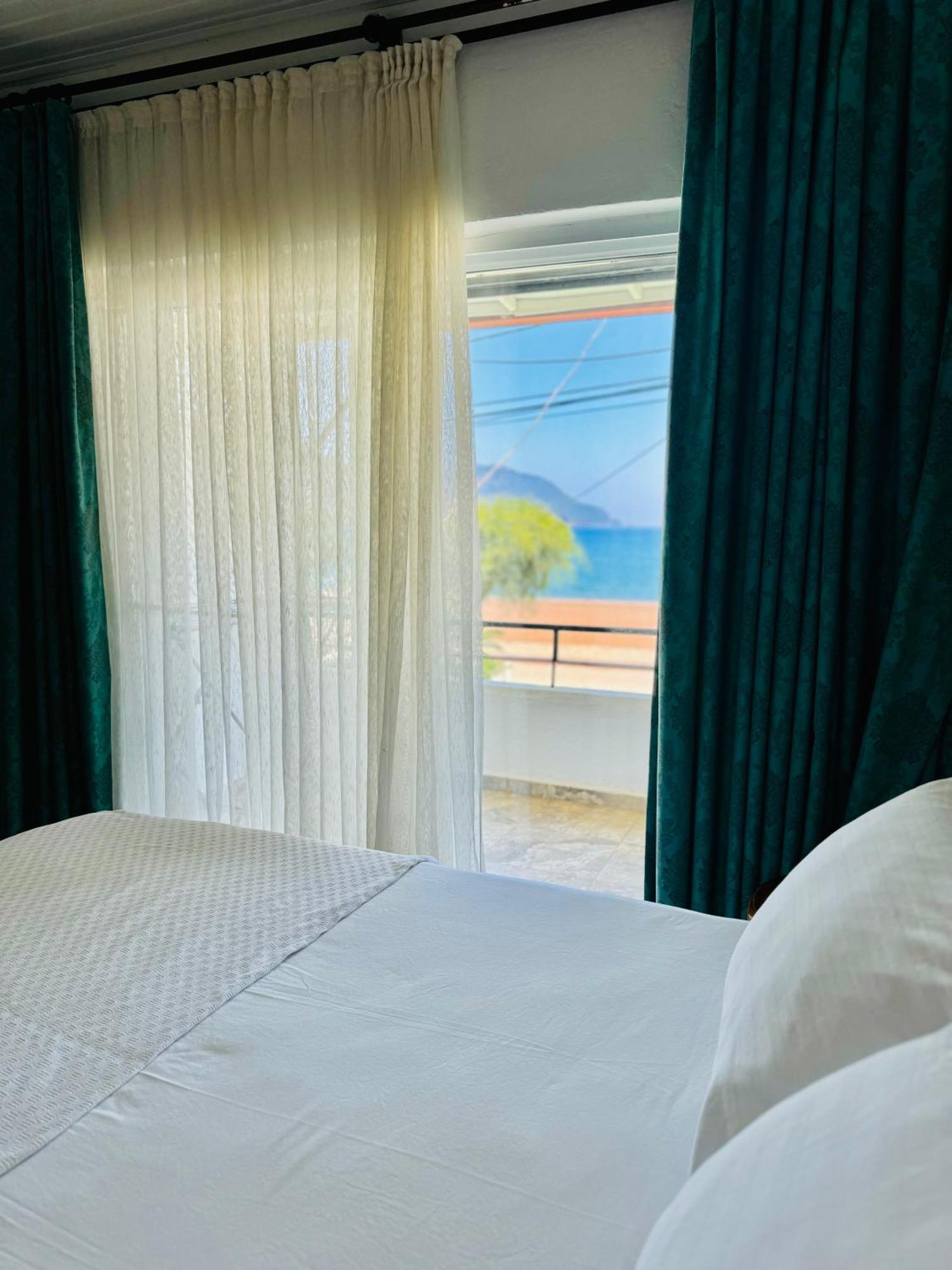 Ceneviz Hotel Adrasan Eksteriør bilde